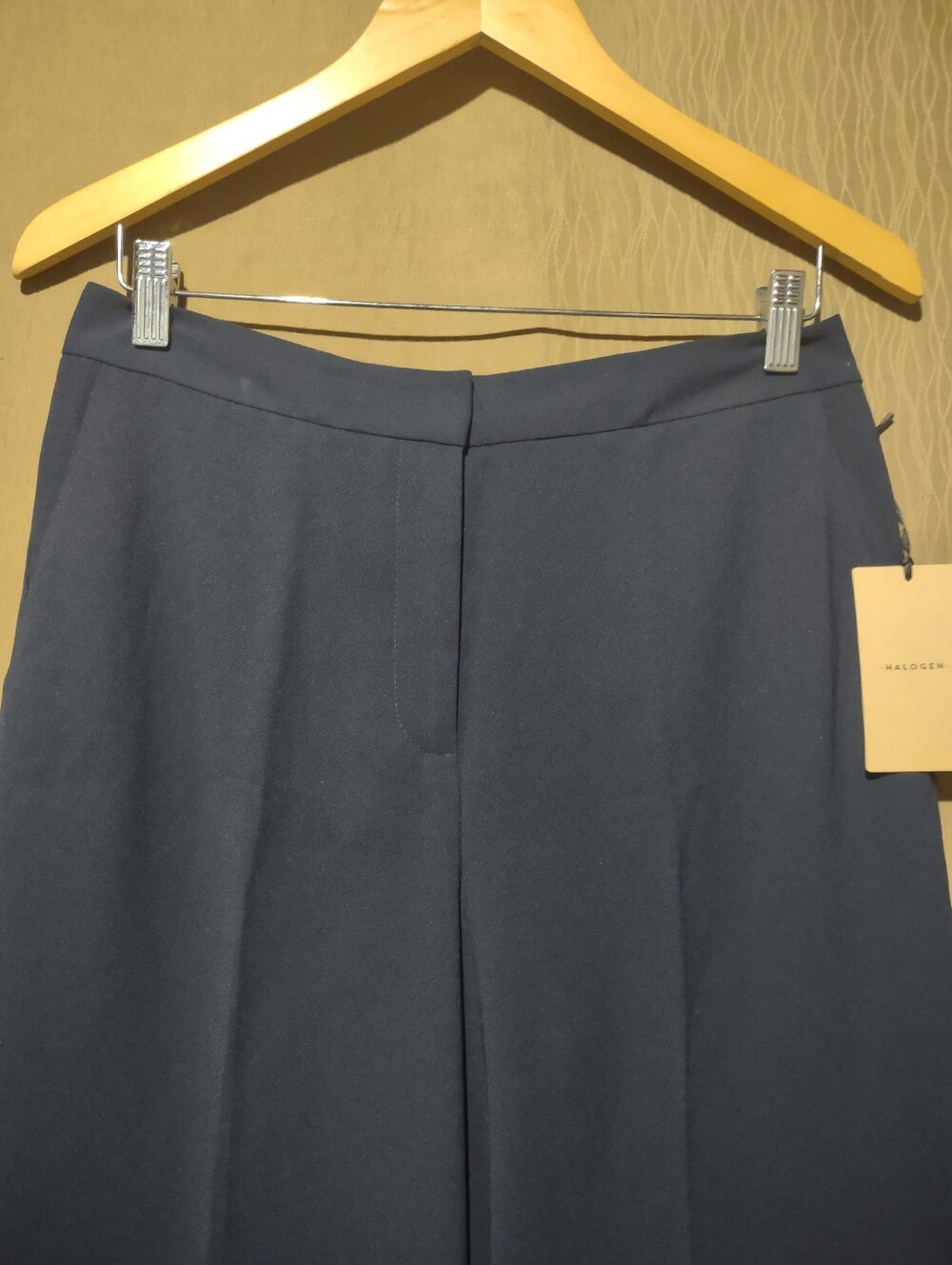 Halogen Women's Wide Leg Crop Pants - 8 - Picture 2 of 9